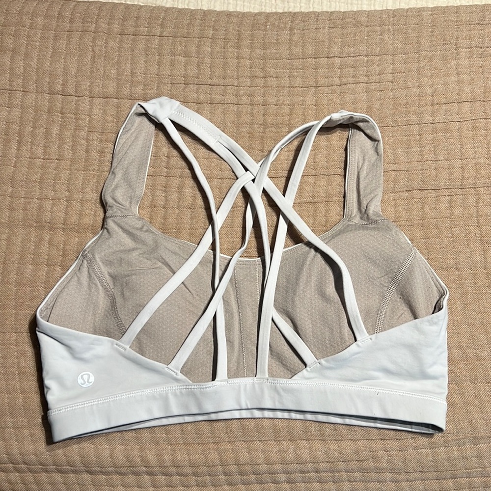 Lululemon Free To Be Serene Bra